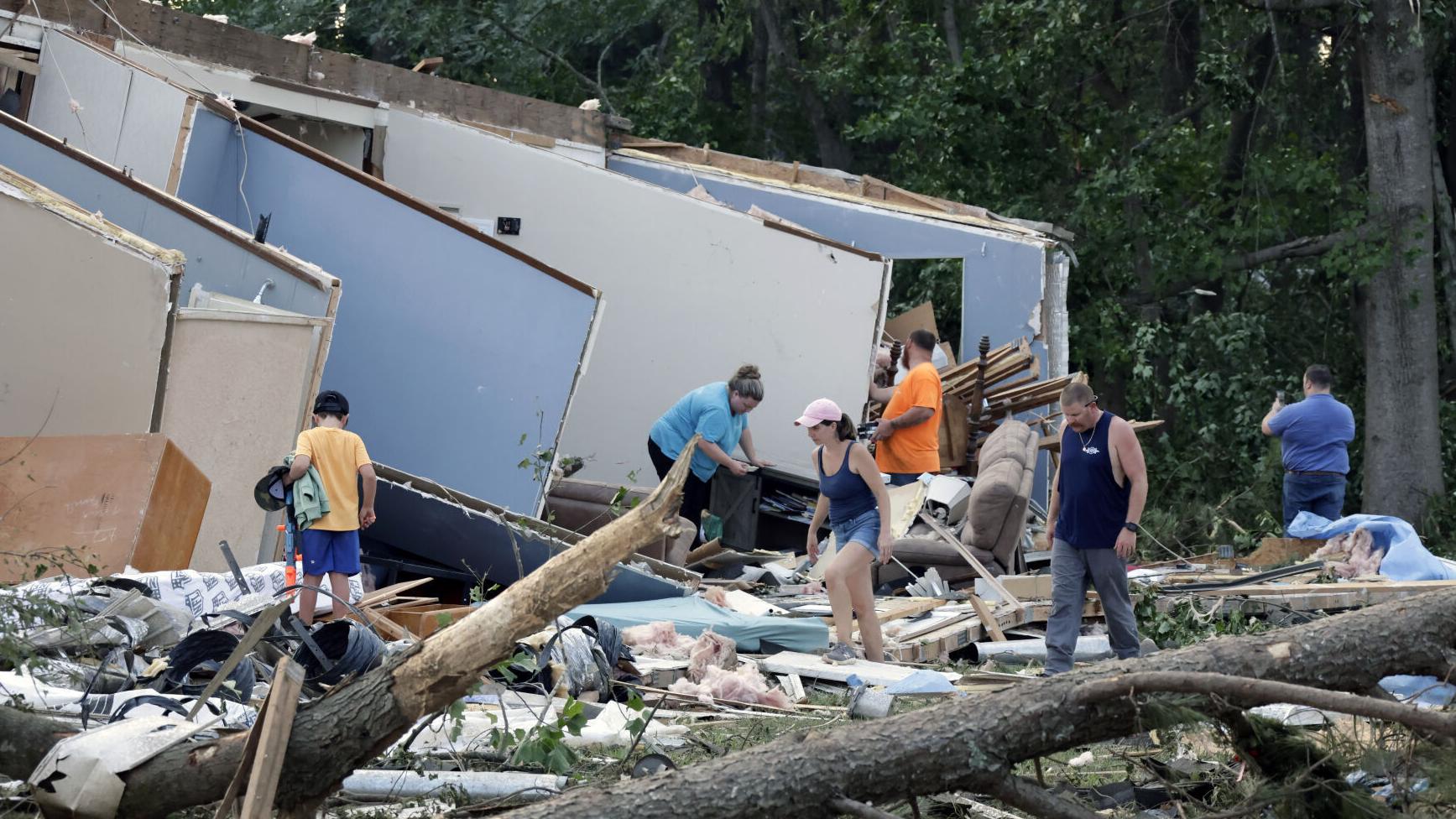 More extreme weather across the US; updates on Trump court cases; Hollywood strike questions answered | Hot off the Wire podcast